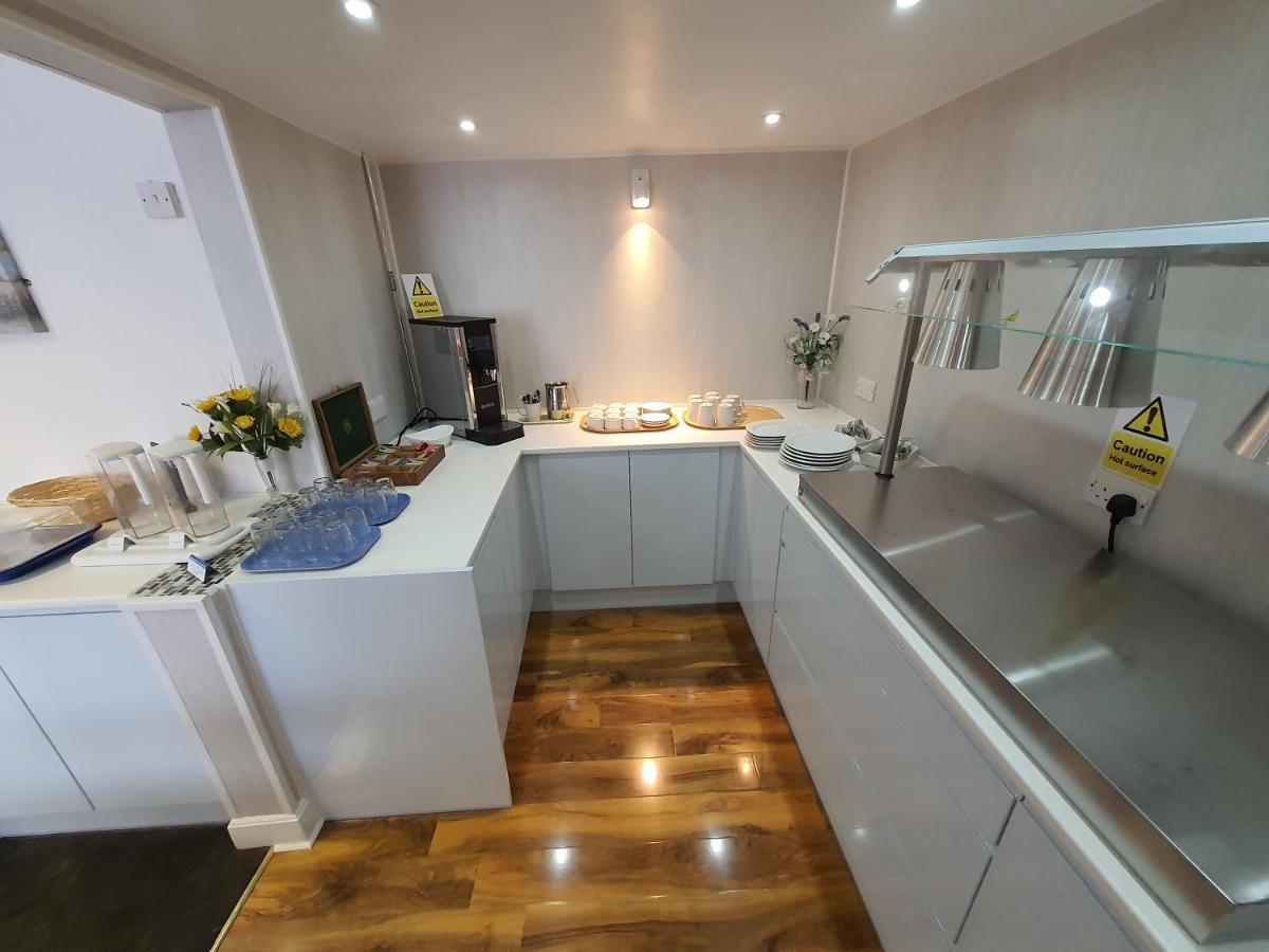Bed and Breakfast Caxton House Скегнесс Экстерьер фото
